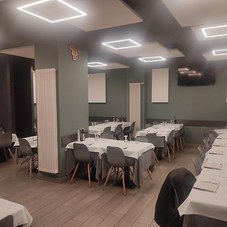 Grazioso Bilocale A 100 Mt Dalla Metropolitana Sesto San Giovanni Buitenkant foto