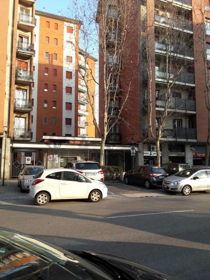 Grazioso Bilocale A 100 Mt Dalla Metropolitana Sesto San Giovanni Buitenkant foto